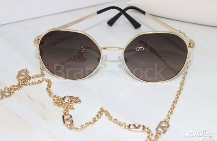 Солнцезащитные очки