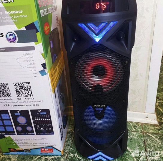 Колонка с микрофоном