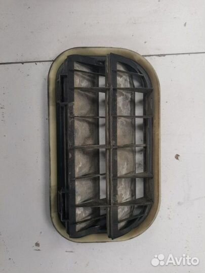 Решетка вентиляционная задняя Ford Focus 2