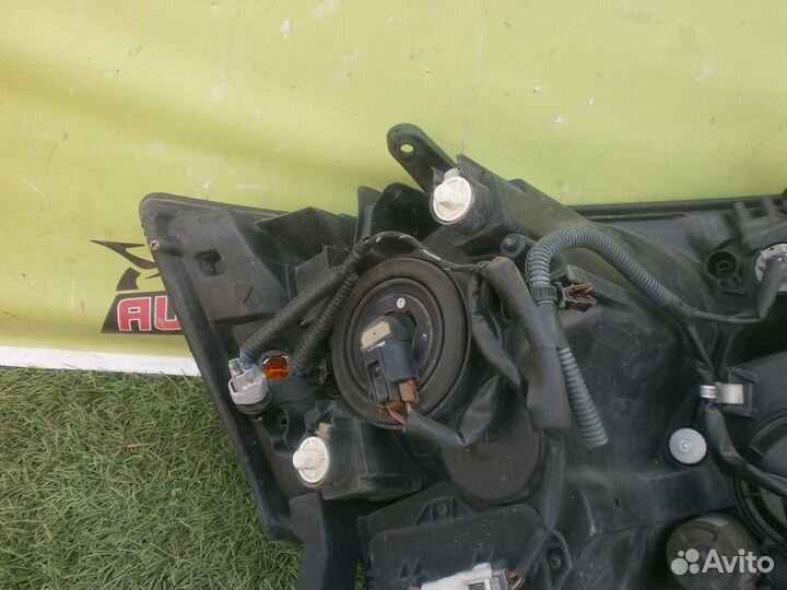 Фара toyota ANH10W,ANH15W,MNH10W,MNH15W alphard 1