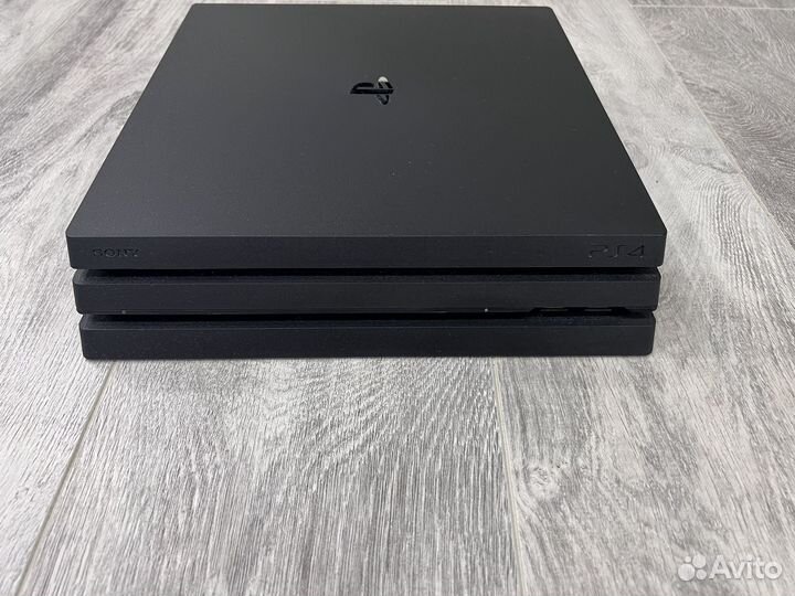 Playstation 4 Pro + VR