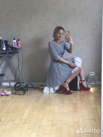 Продам новое платье