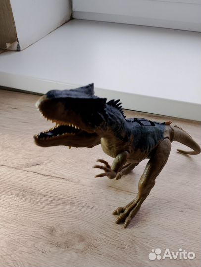 Динозавры jurassic world