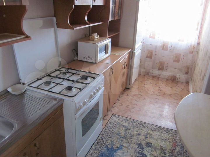 Комната 10 м² в 3-к., 11/12 эт.