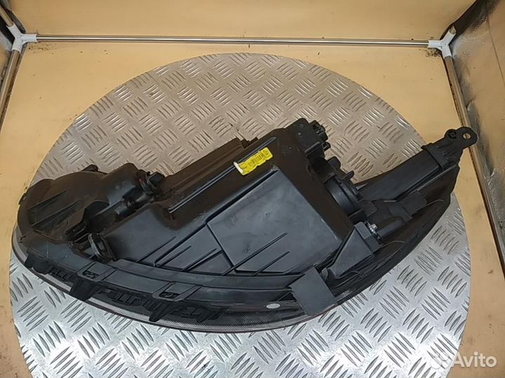 Фара правая Hyundai Accent/Solaris