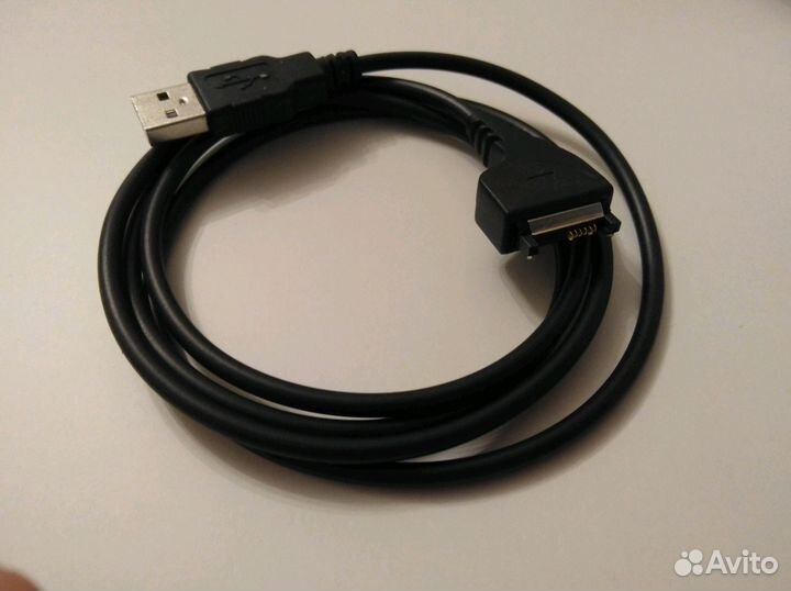 Кабель USB для мобильного телефона