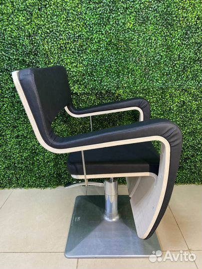 Эксклюзивное парикмахерское кресло