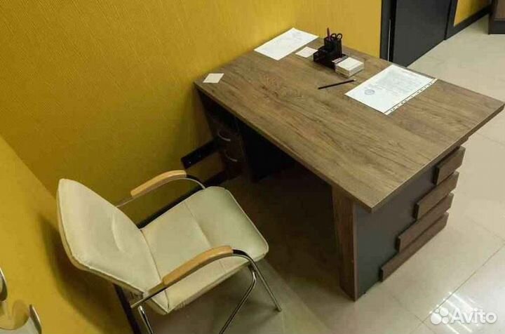Стол в офис