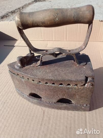 Утюг старинный антикварный