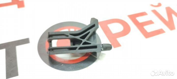 Кронштейн воздушного фильтра Audi Q5 8R cncd