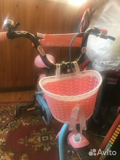 Детский велосипед,колеса на 14в отлич сост