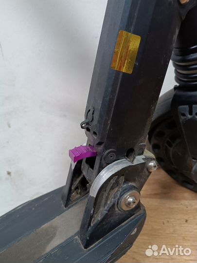 Электросамокат Jintech kugo S3