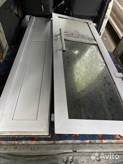 Дверь пластиковая