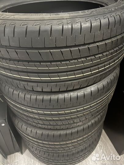Bridgestone Turanza T005A 235/45 R18