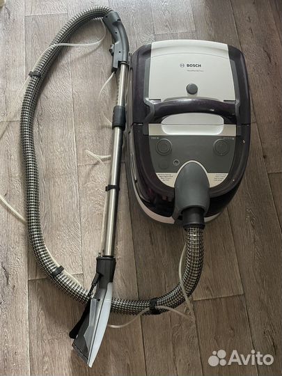 Моющий пылесос Bosch