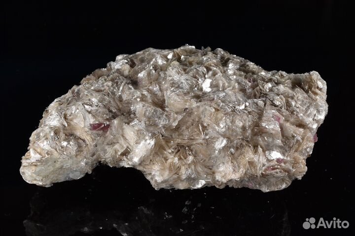 Турмалин(рубеллит),слюда (лепидолит). Лот №213