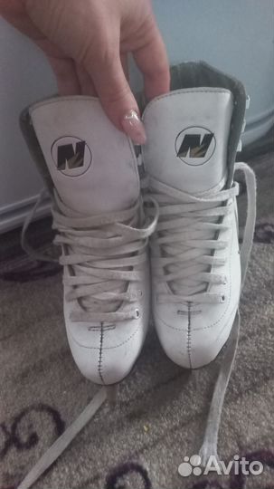 Коньки фигурные