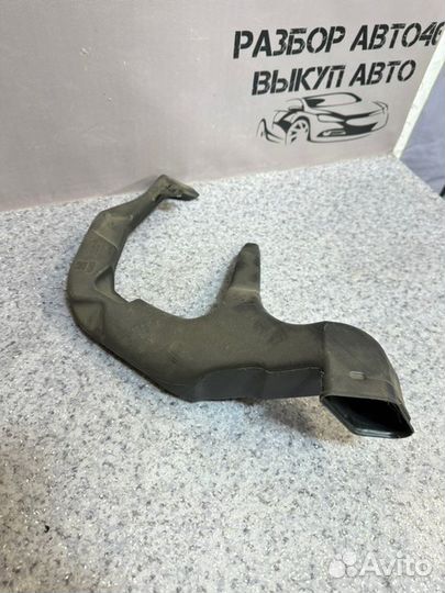 Воздуховод салона Opel Insignia седан 2.0 A20NFT