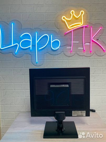 Монитор LED 19