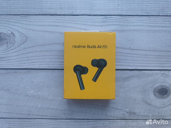 Наушники Realme Buds Air Pro белые