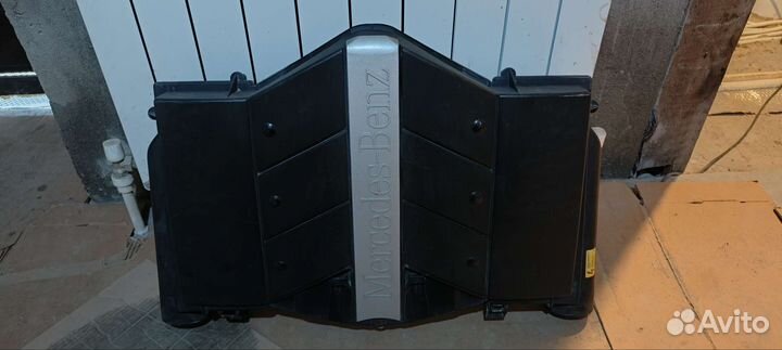 Воздушная крышка Mercedes-Benz