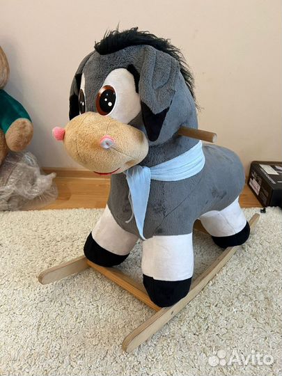 Детская лошадка качалка