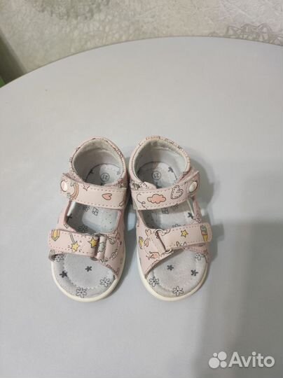 Босоножки для девочки