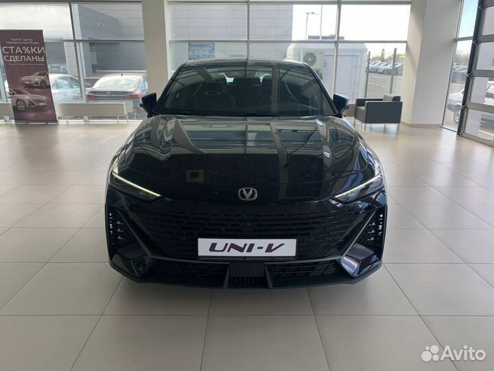 Changan UNI-V 1.5 AMT, 2024