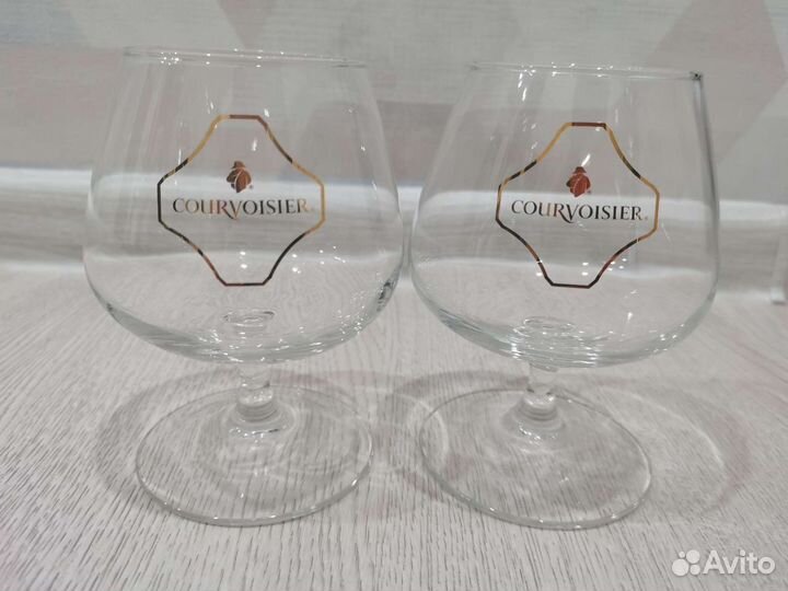 Бокал для коньяка остался один