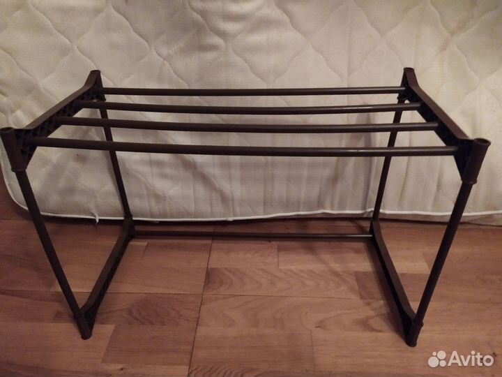 Полочка новая пластик