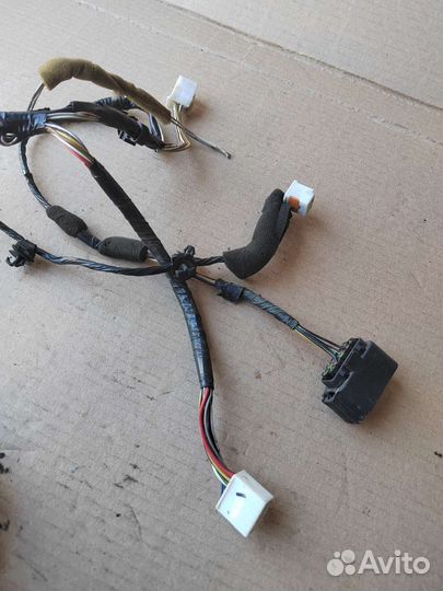 Проводка двери передней правой Mazda 3 BK