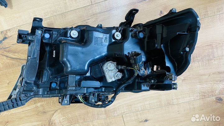 Фара на land cruiser 200