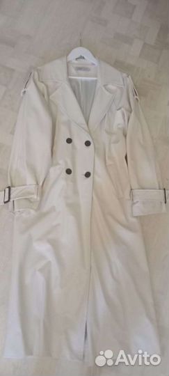 Плащ из экокожи