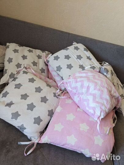 Подушки бортики на детскую кроватку