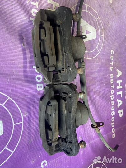 Суппорта передняя Kia Rio 2 JB G4EE 2010