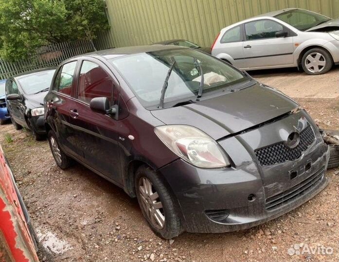 Разбор на запчасти Toyota Yaris