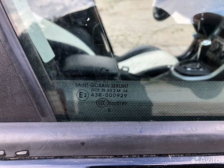 Стекла дверные Peugeot 308