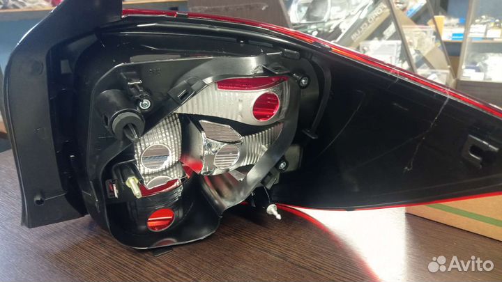 Фонарь задний левый Renault Logan 2 14