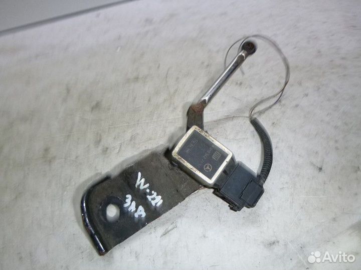 Датчик ругулировки дорожного просвета mercedes ben