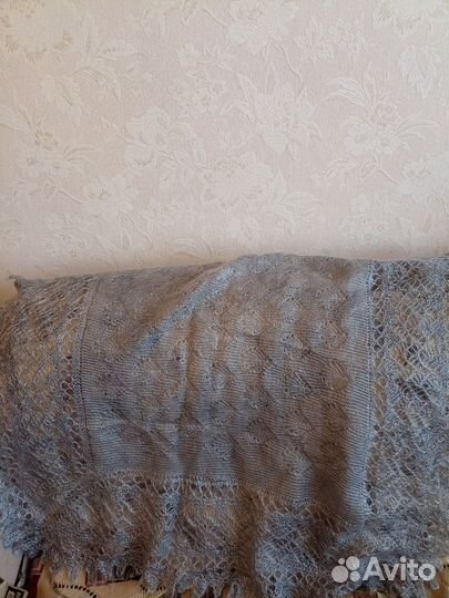 Пуховый платок паутинка