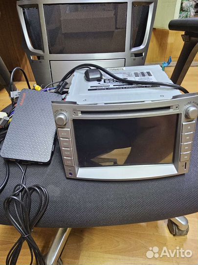 Магнитола и рамка на Subaru legacy/outback br