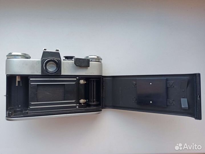Фотоаппарат Зенит Е (не работает)