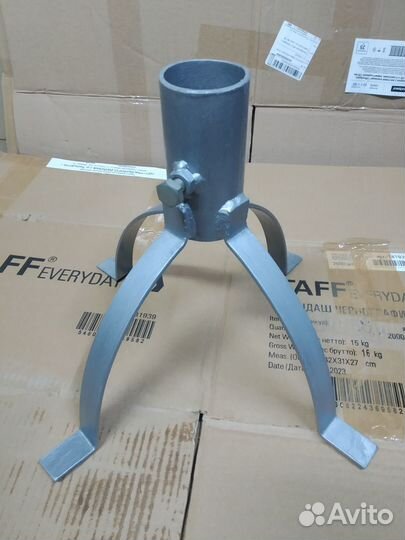 Подставка для елки и различных приспособлений