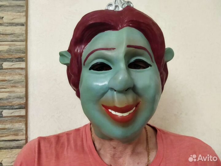 Маска латексная разные