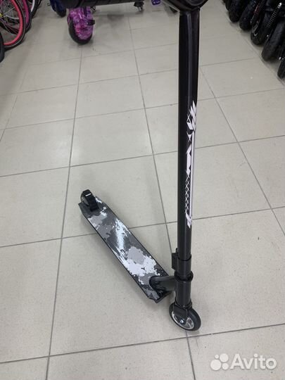 Самокат трюковой urban черный