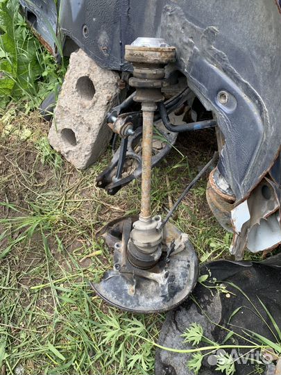 Задний правый привод Мерседес w210 e320