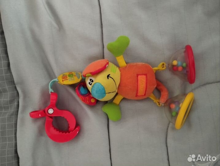 Игрушки, игрушки-подвески,развивающие для малыша