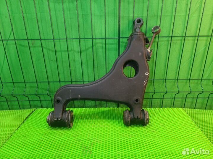 Рычаг подвески нижний передний левый Mercedes-Benz