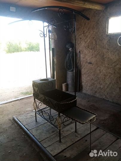 Мангал с крышей, холодная ковка