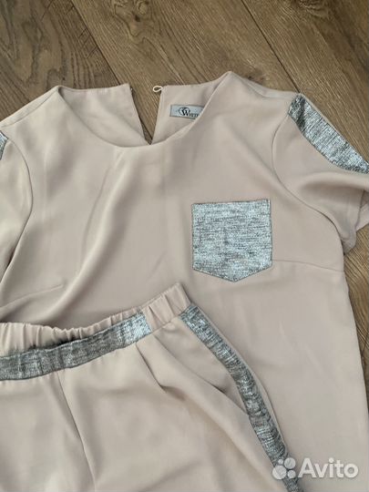 Костюм женский